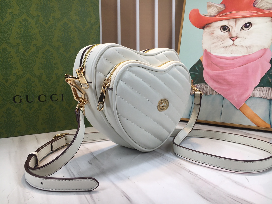 Gucci Satchel Bags